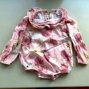 Angel deal floral ruffle collar onesie top 6-12 months. Used great condition